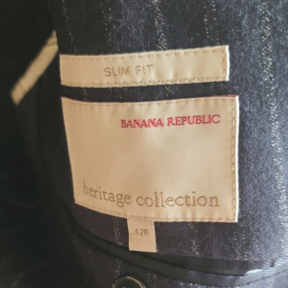 Banana Republic Heritage Slim Fit Suit – Navy Pinstripe – 42R - Picture 3 of 5